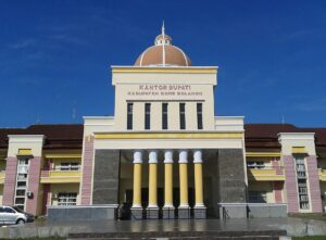 Bone Bolango Memanas: Isu Keterlibatan Keluarga Bupati dalam Proyek Pemerintah Picu Konflik Internal